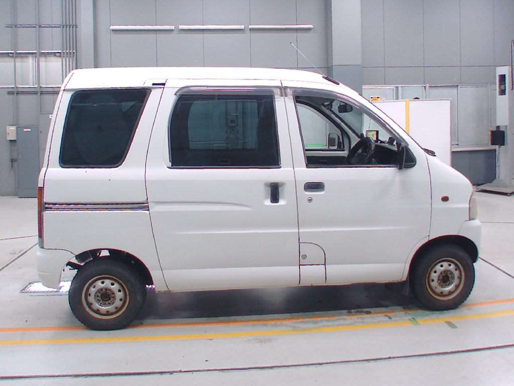 2000 Daihatsu Hijet Cargo S210V[2]