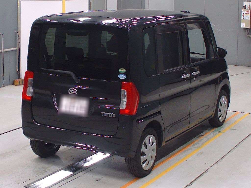 2018 Daihatsu Tanto LA600S[1]