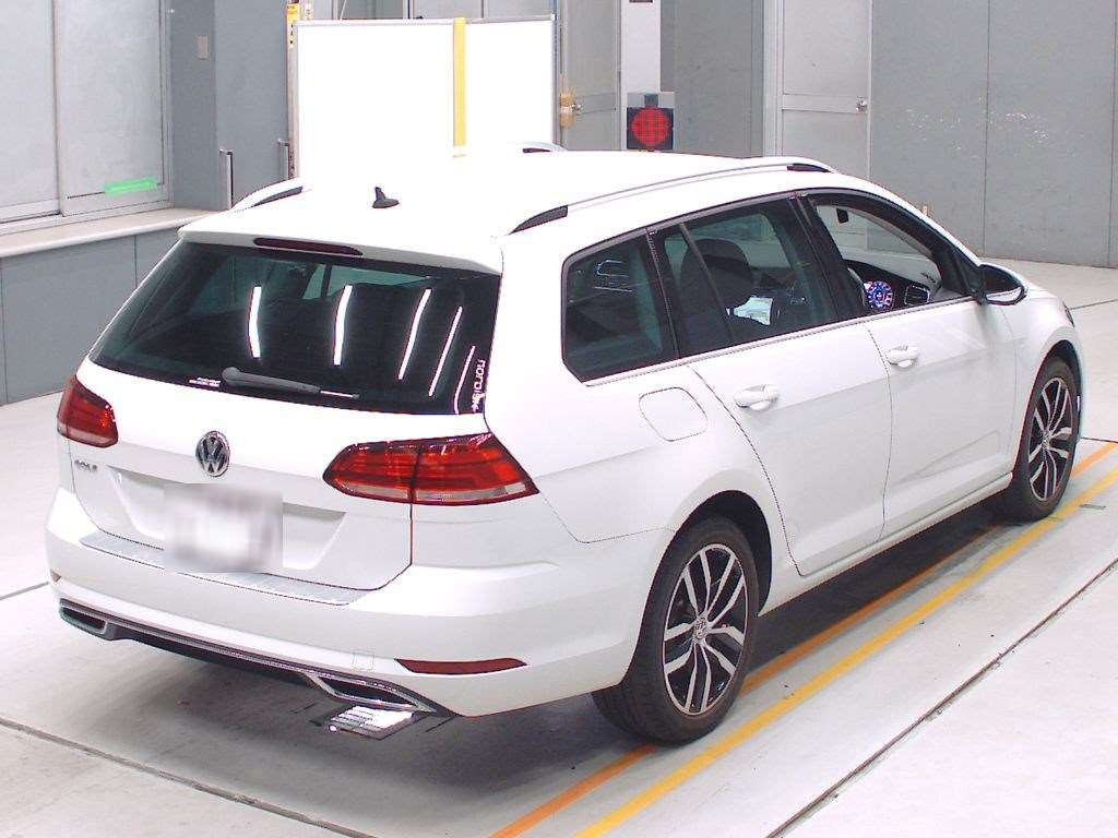 2019 Volkswagen Golf Variant AUCHP[1]