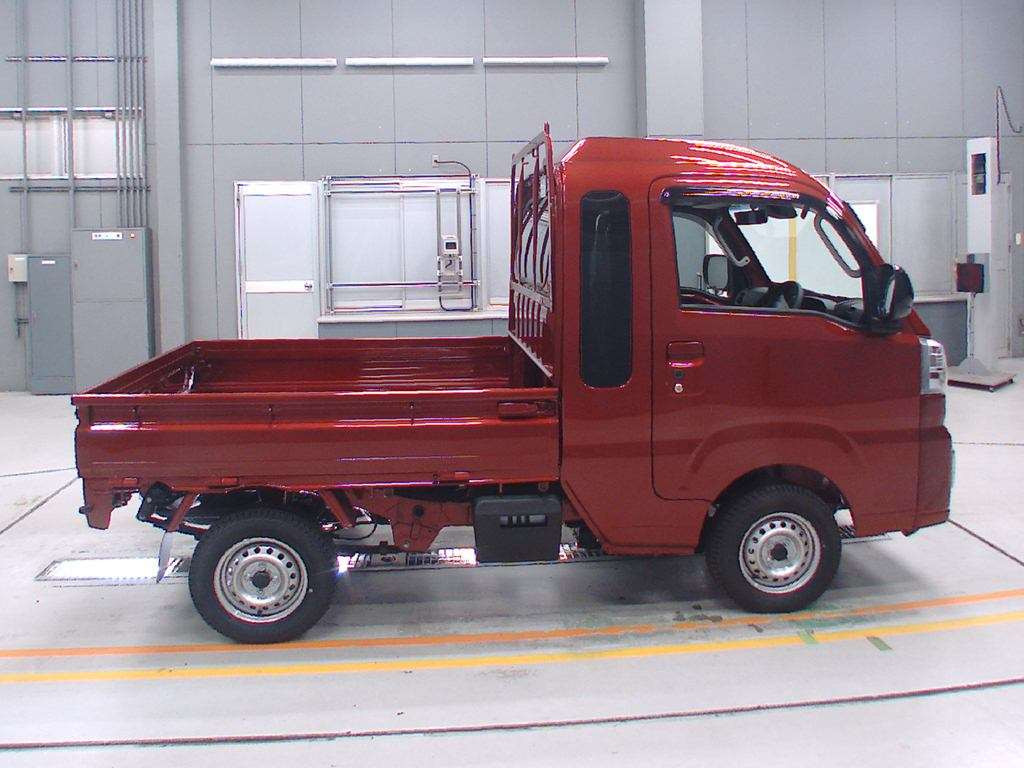 2024 Daihatsu Hijet Truck S510P[2]