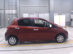 2012 Toyota Vitz