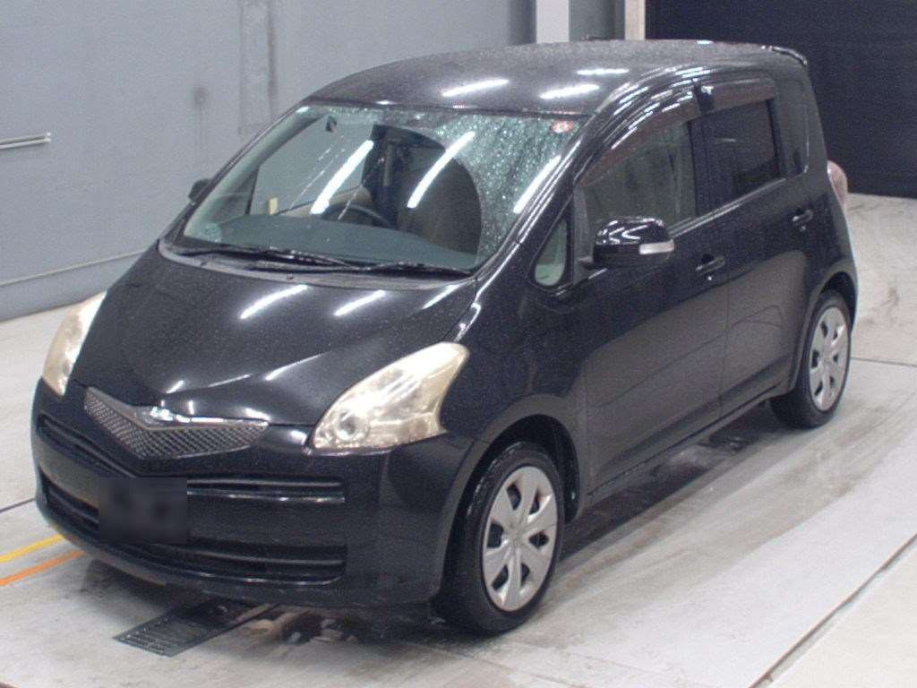 2010 Toyota Ractis SCP100[0]