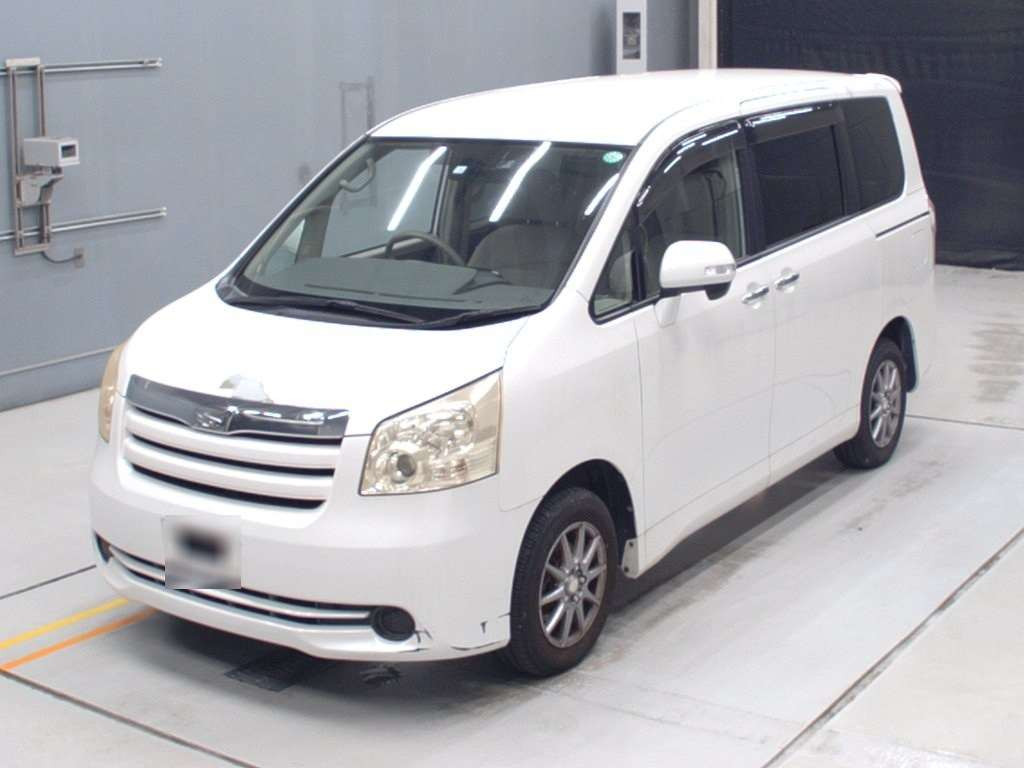 2009 Toyota Noah ZRR70G[0]