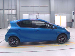 2013 Toyota Aqua