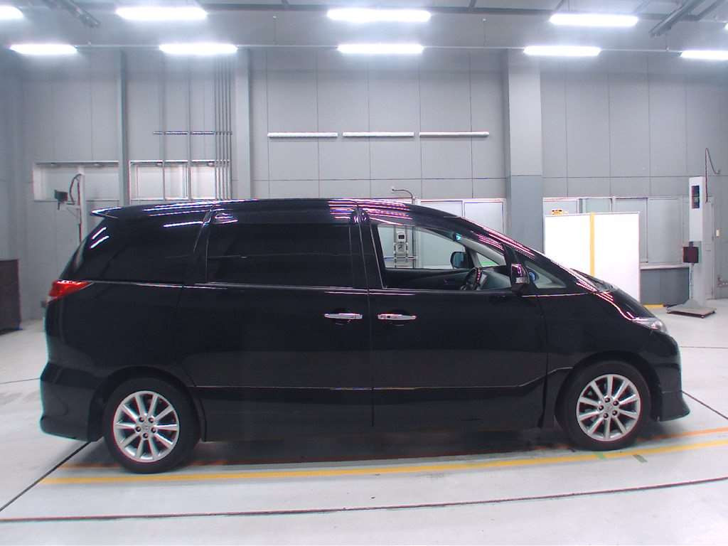 2009 Toyota Estima GSR50W[2]