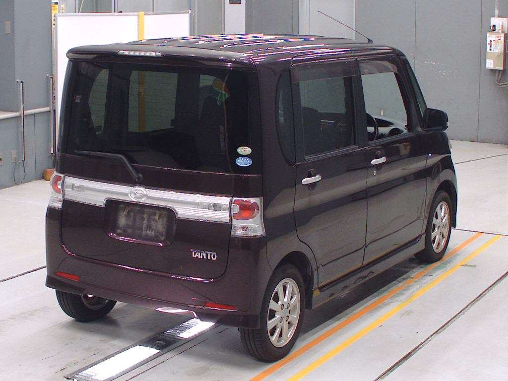 2009 Daihatsu Tanto L375S[1]