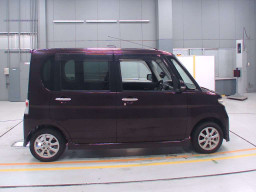 2009 Daihatsu Tanto