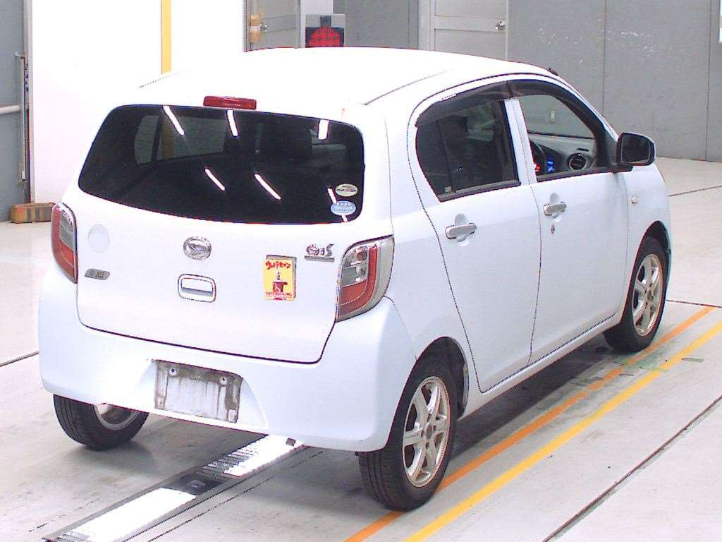 2012 Daihatsu Mira es LA300S[1]