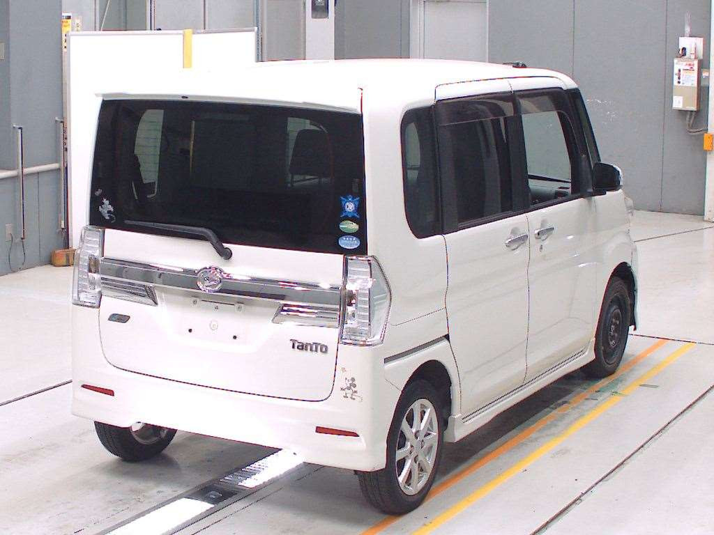 2013 Daihatsu Tanto LA600S[1]