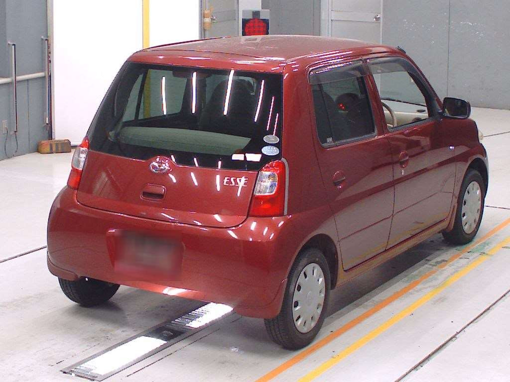 2009 Daihatsu Esse L235S[1]