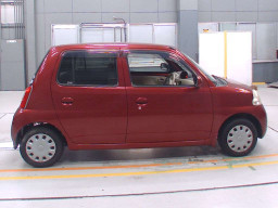 2009 Daihatsu Esse