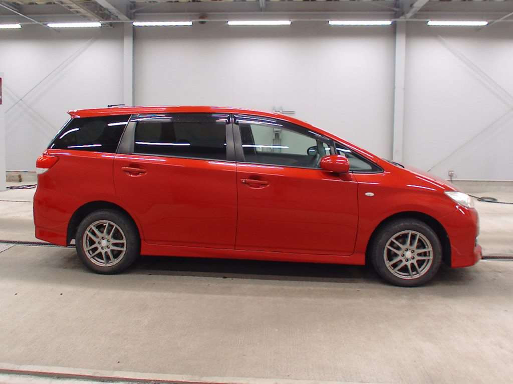 2009 Toyota Wish ZGE25G[2]