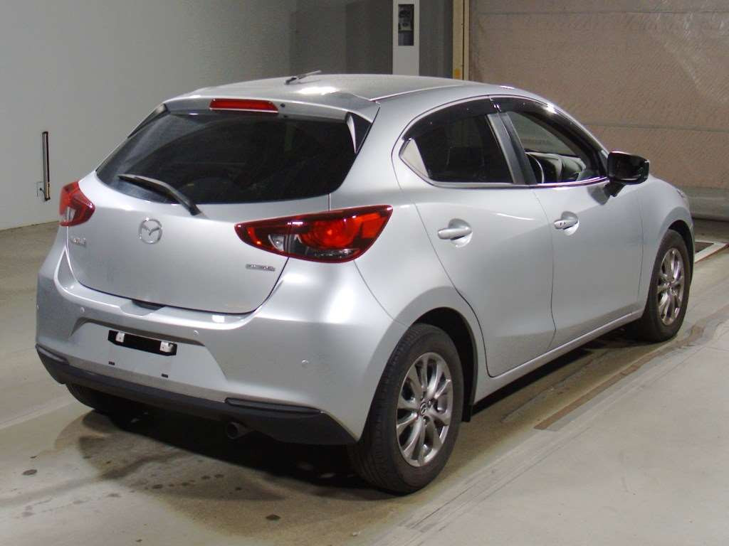 2020 Mazda Mazda2 DJ5FS[1]