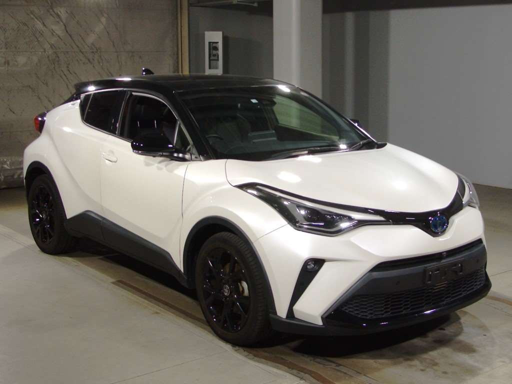 2020 Toyota C-HR ZYX11[2]