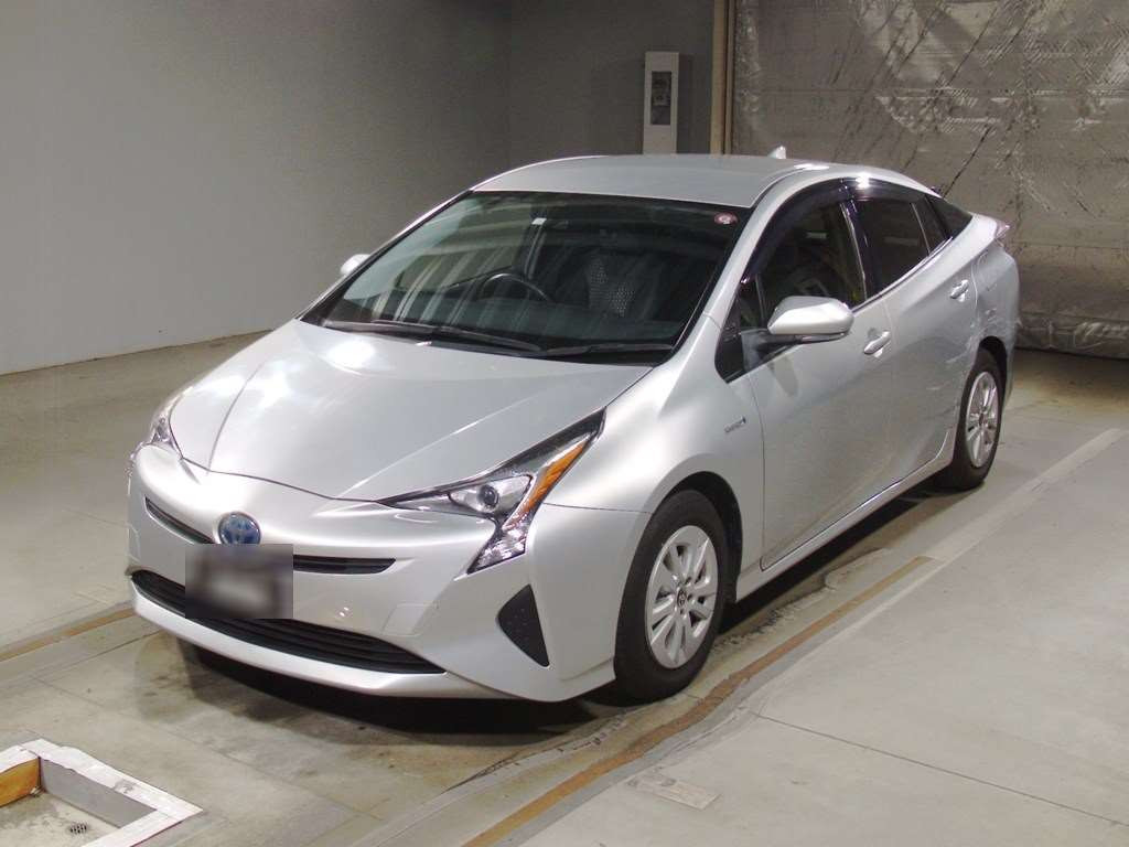 2016 Toyota Prius ZVW50[0]