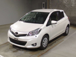 2013 Toyota Vitz