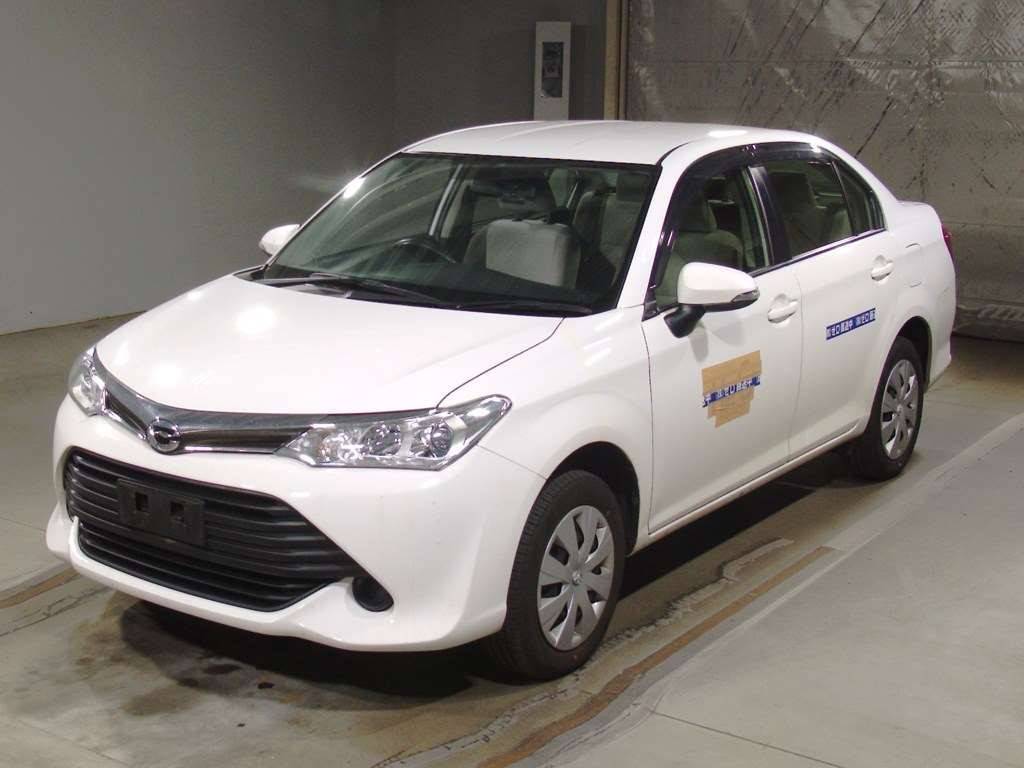 2017 Toyota Corolla Axio NZE164[0]