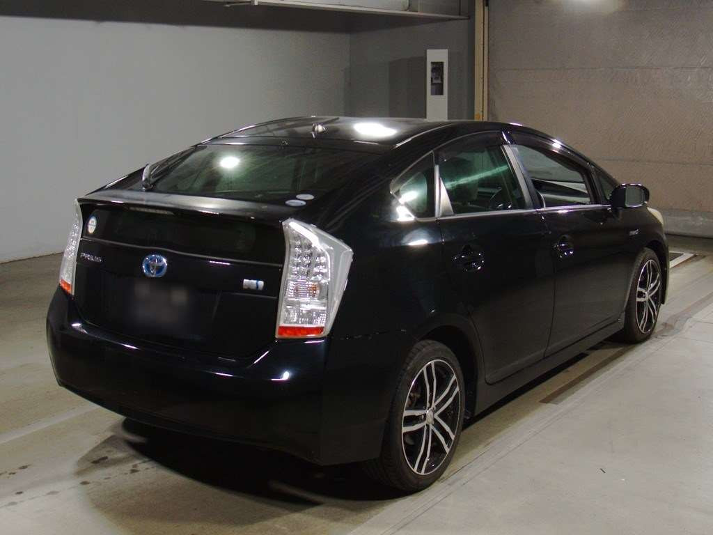 2011 Toyota Prius ZVW30[1]