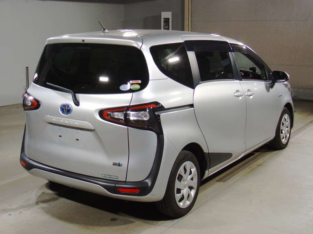 2017 Toyota Sienta NHP170G[1]