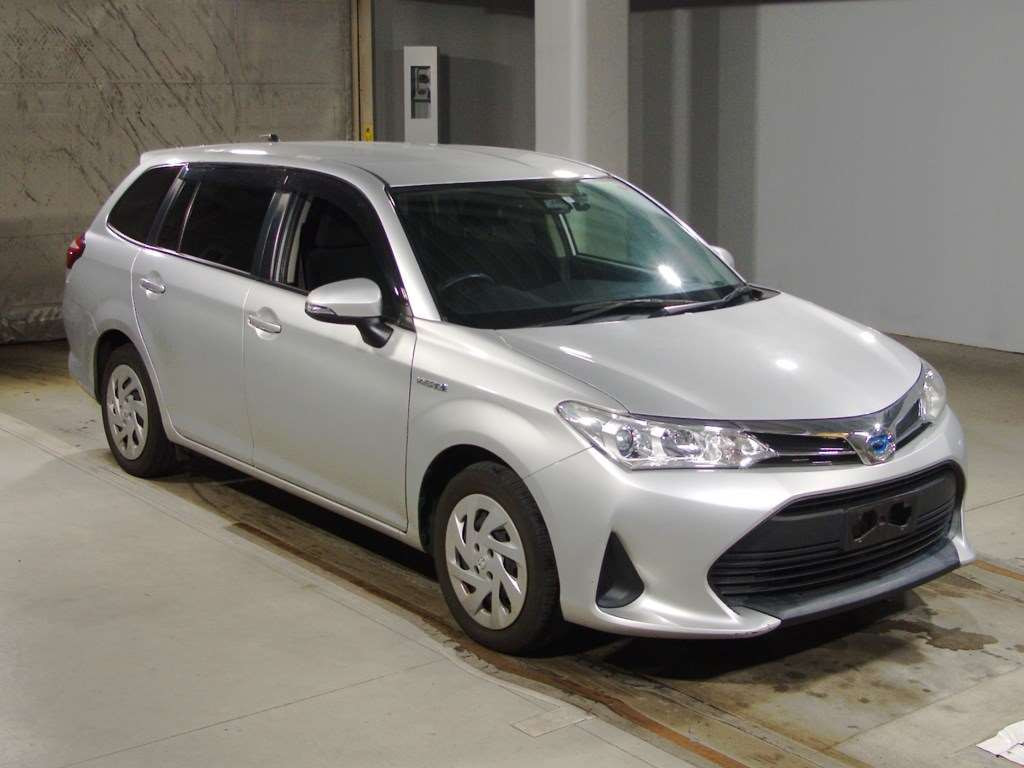 2019 Toyota Corolla Fielder NKE165G[2]