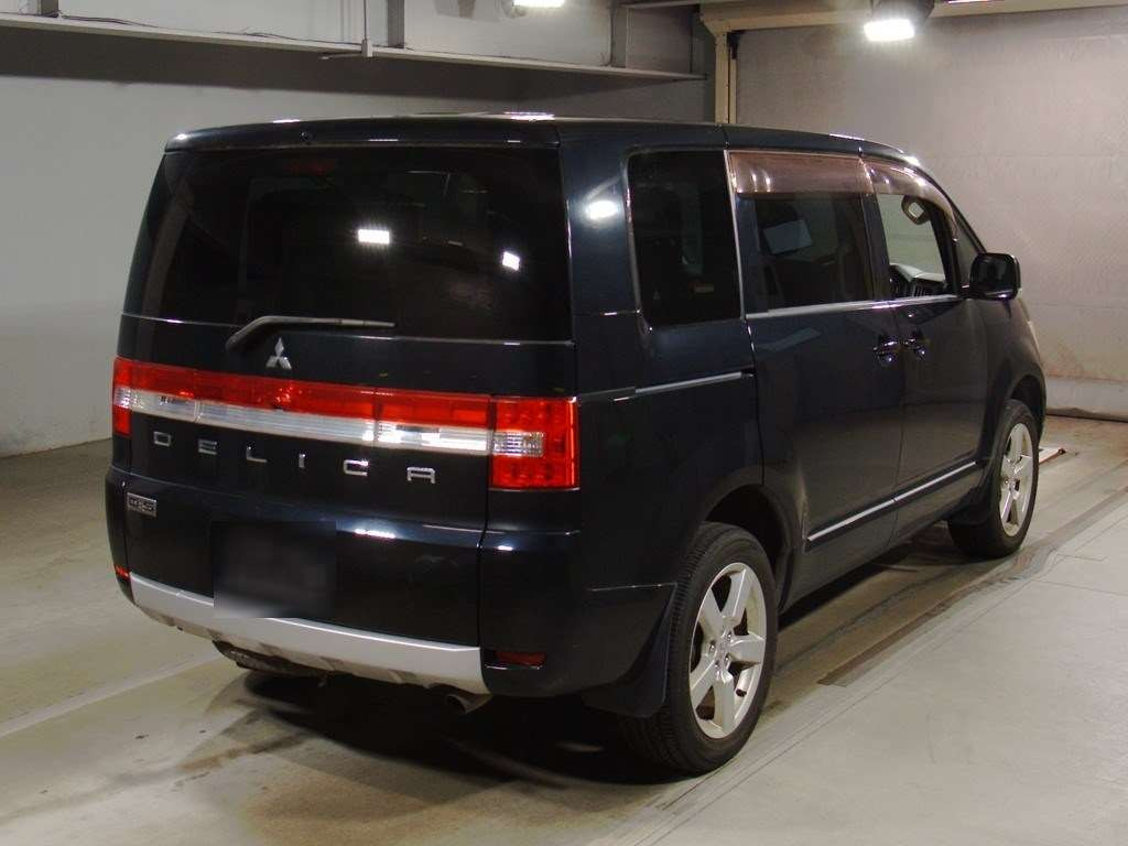 2007 Mitsubishi Delica D5 CV5W[1]