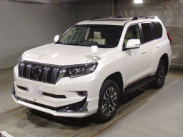 2023 Toyota Land Cruiser Prado