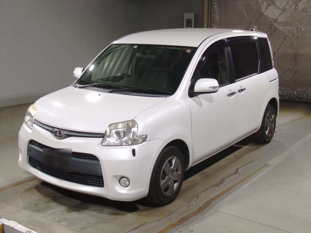 2014 Toyota Sienta NCP81G[0]