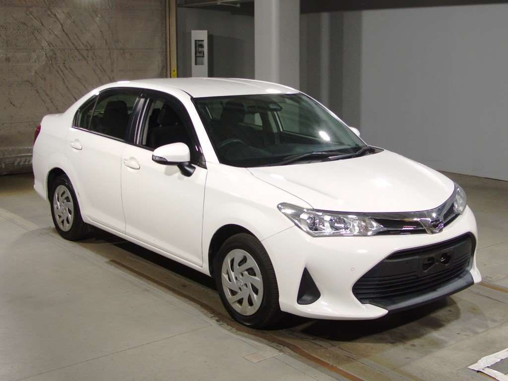 2019 Toyota Corolla Axio NRE161[2]