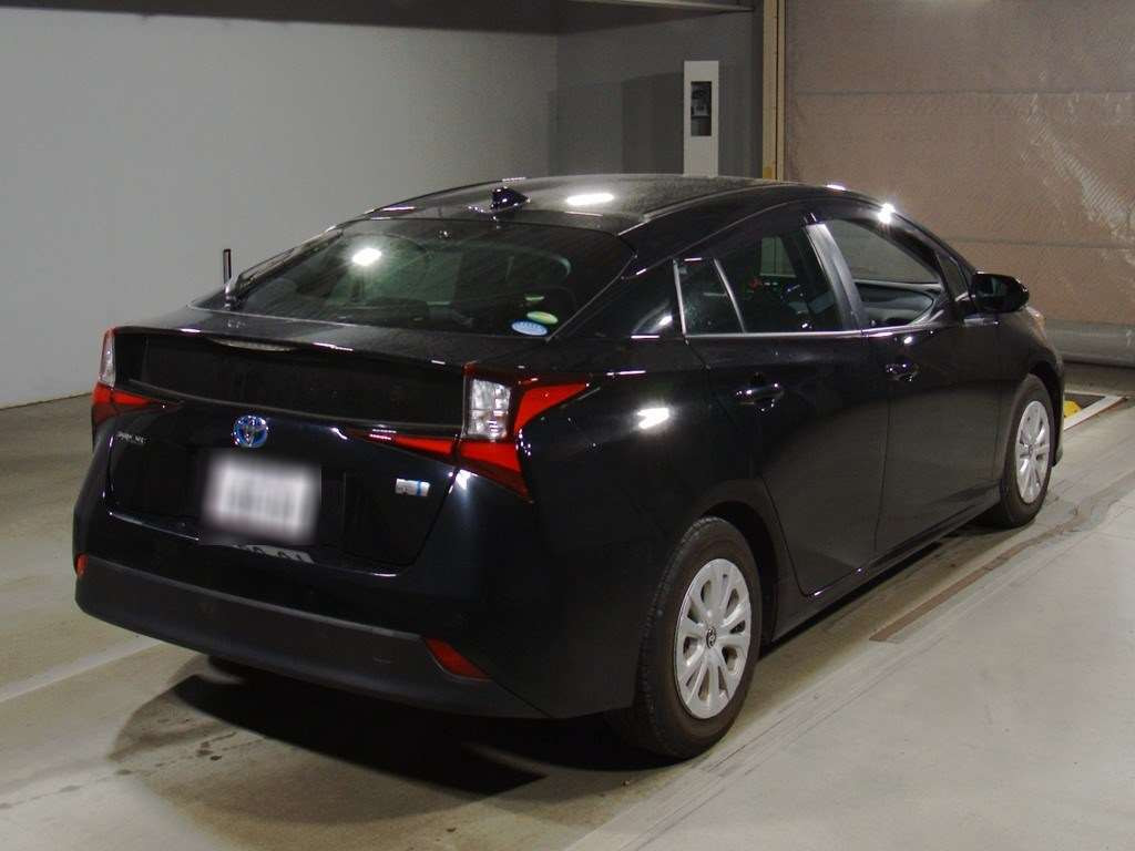 2021 Toyota Prius ZVW51[1]