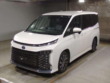 2022 Toyota Voxy