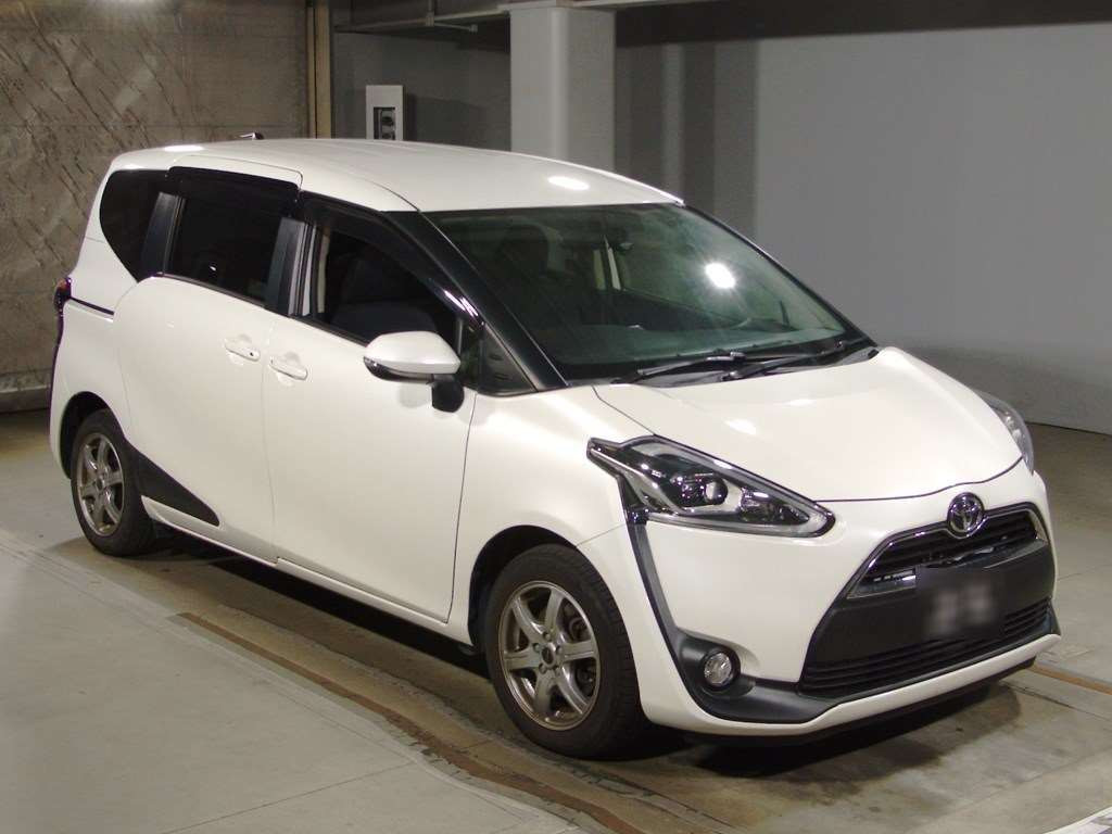 2015 Toyota Sienta NSP170G[2]