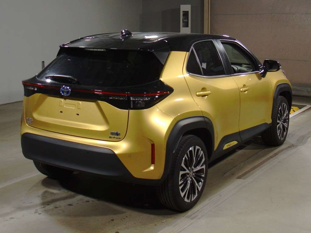 2021 Toyota YARIS CROSS MXPJ15[1]