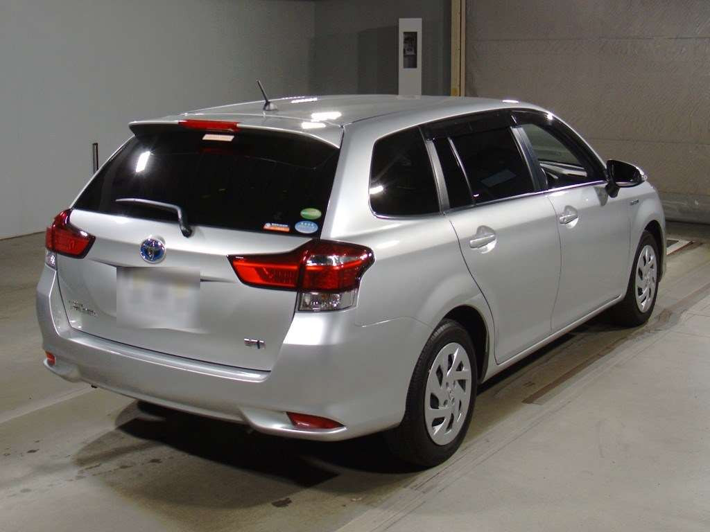 2019 Toyota Corolla Fielder NKE165G[1]