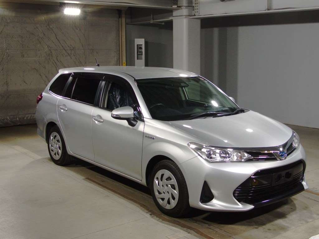 2019 Toyota Corolla Fielder NKE165G[2]