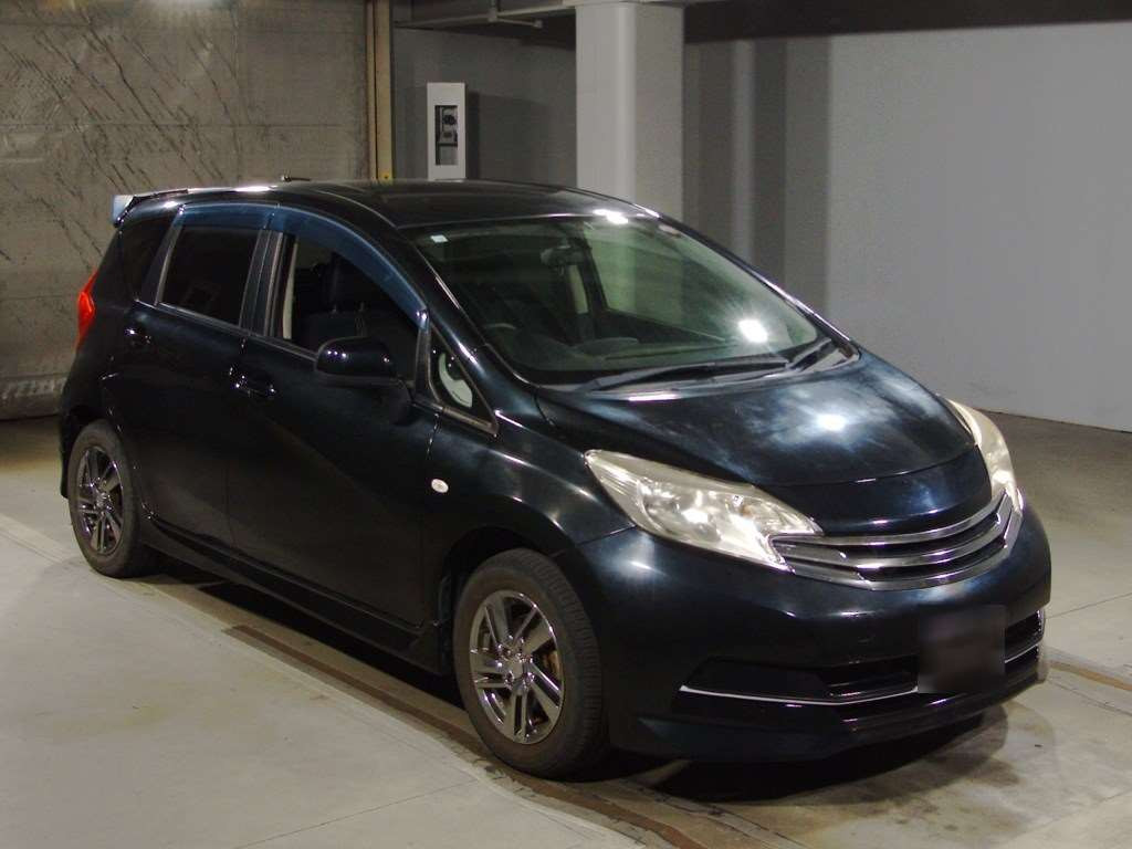 2012 Nissan Note E12[2]