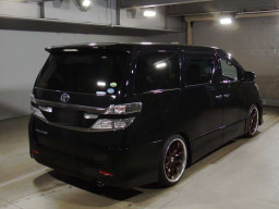 2013 Toyota Vellfire