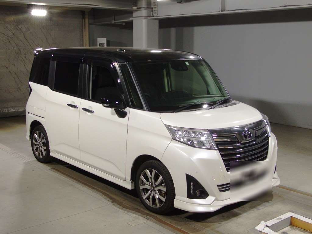 2020 Toyota Roomy M900A[2]