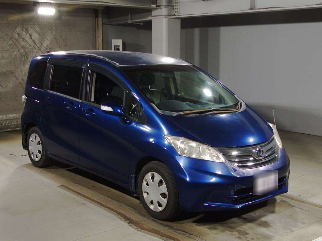 2012 Honda Freed GB3[2]