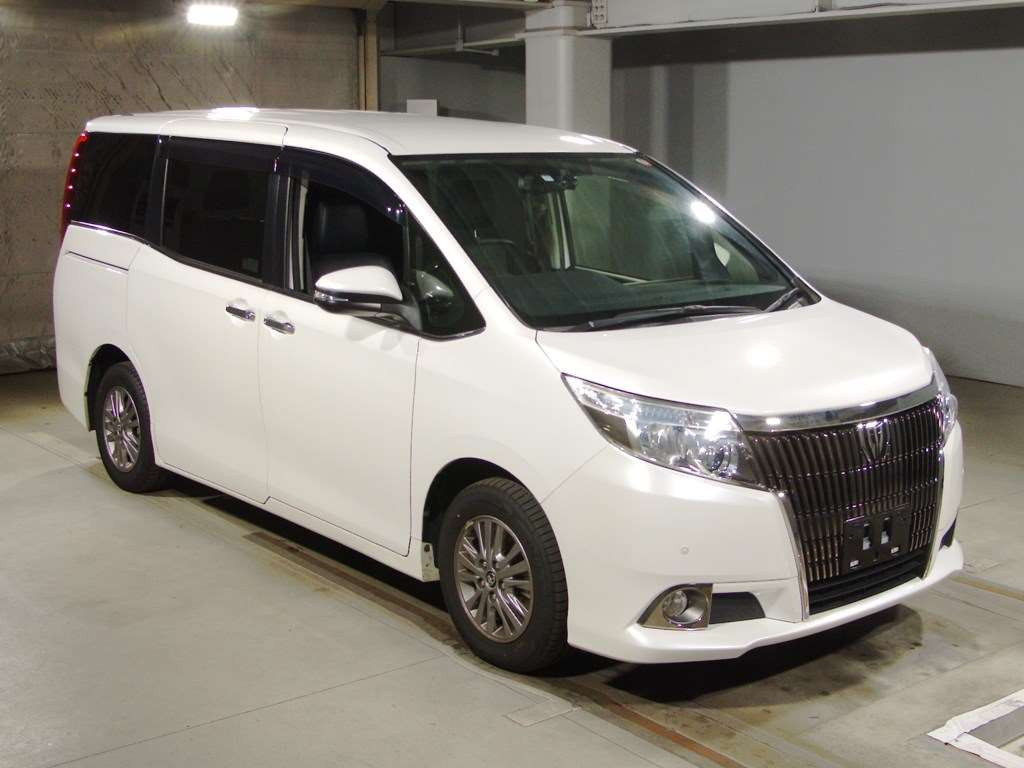 2015 Toyota Esquire ZRR80G[2]