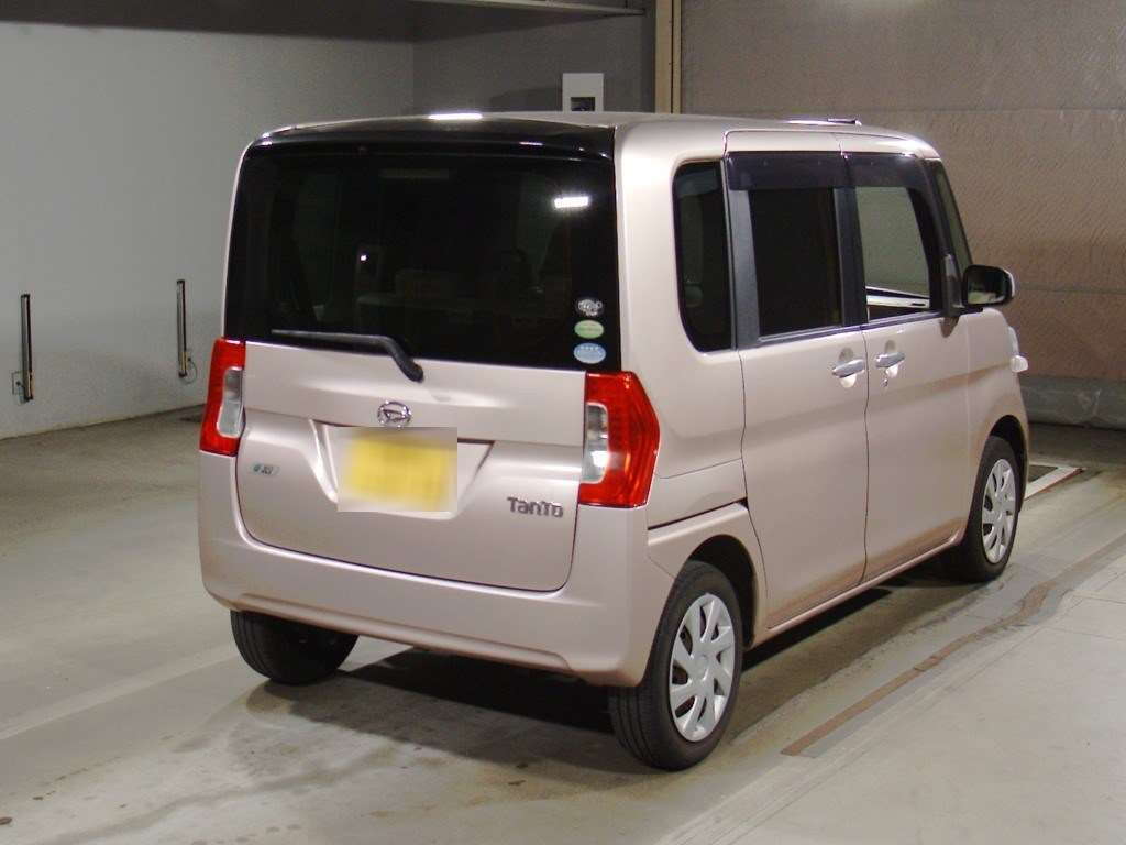 2014 Daihatsu Tanto LA600S[1]