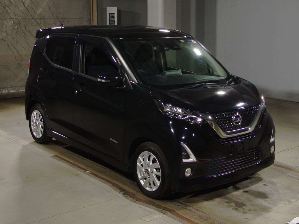 2019 Nissan DAYZ B44W[2]