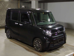 2019 Daihatsu Tanto Custom