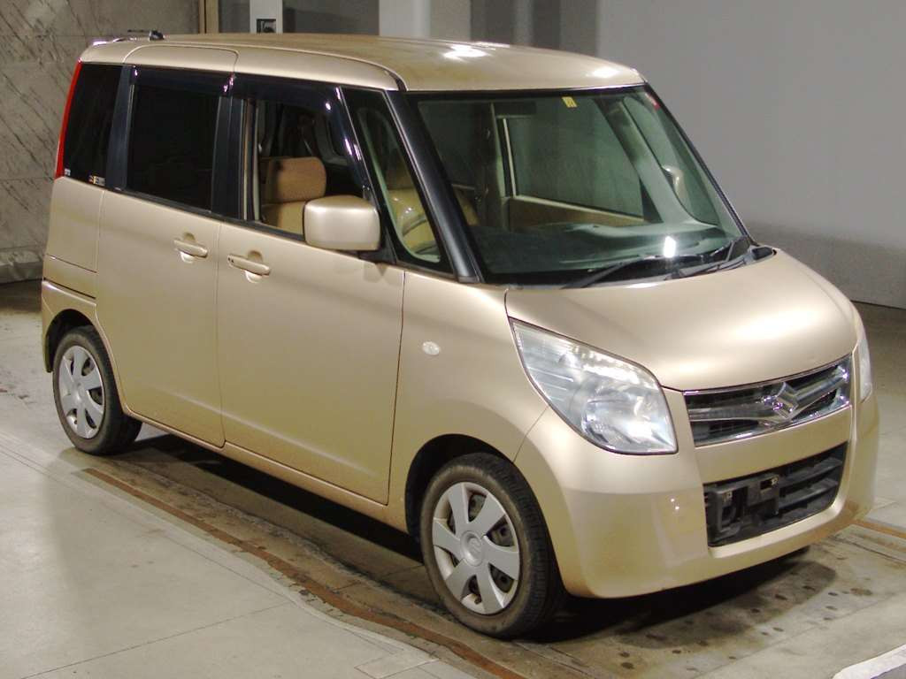 2011 Suzuki Palette MK21S[2]