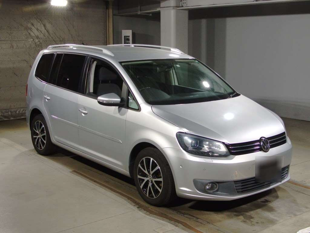 2014 Volkswagen Golf Touran 1TCTH[2]