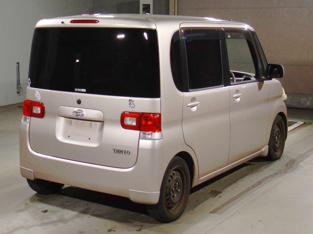 2009 Daihatsu Tanto L375S[1]