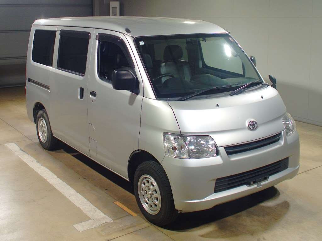 2019 Toyota Townace Van S412M[2]