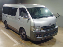 2007 Toyota Regiusace Van