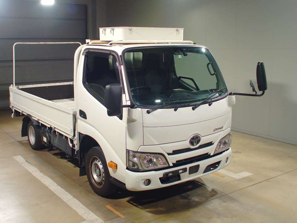 2022 Toyota Dyna Truck GDY231[2]