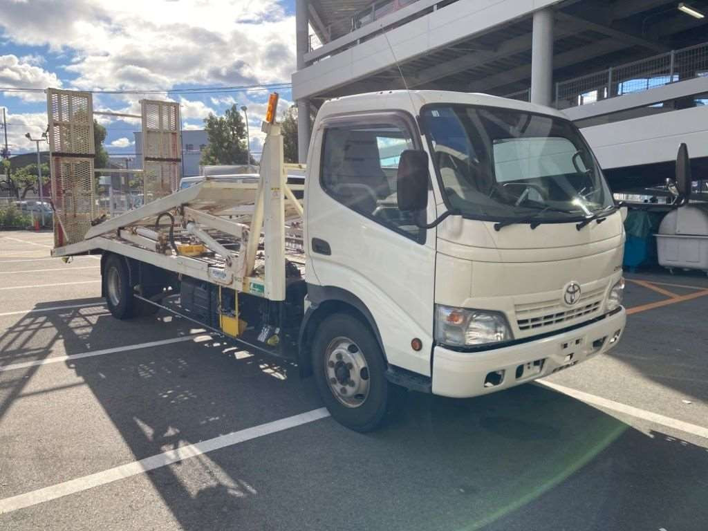 2007 Toyota Dyna Truck XZU434[2]