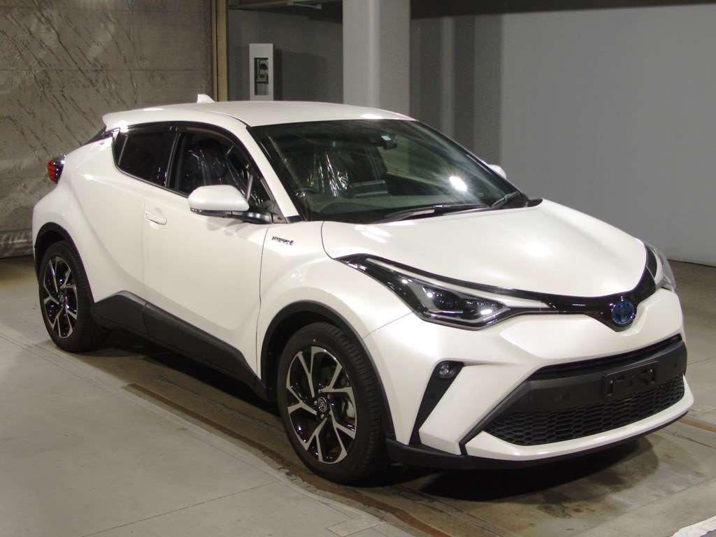 2020 Toyota C-HR ZYX11[2]